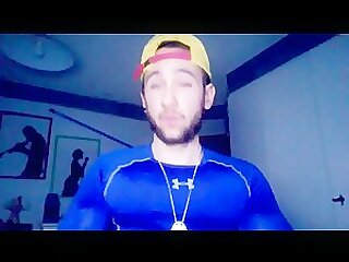 Pecs Bounce Under Armour
