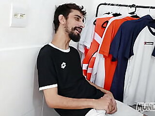 Comi meu parceiro do futebol no vestiario&excl;