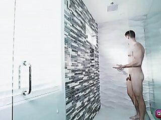 Brenner Bolton blows Dennis West bigcock