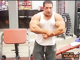 Daddy's huge guns