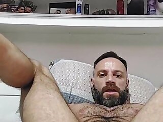Hot Daddy Wants To Share His Hot Hole