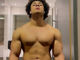 285 Hottie latino Pedro buffberserker buff_weeb OnlyFans Porn