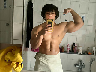 186 Hottie latino Pedro buffberserker buff_weeb OnlyFans Porn