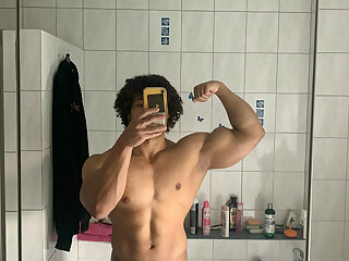 104 Hottie latino Pedro buffberserker buff_weeb OnlyFans Porn