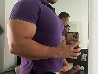 80 Hottie latino Pedro buffberserker buff_weeb OnlyFans Porn