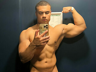 20 Hottie latino Pedro buffberserker buff_weeb OnlyFans Porn