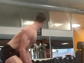 473 Italian muscle hunk Federico fede_21 onlyfans wank off porn