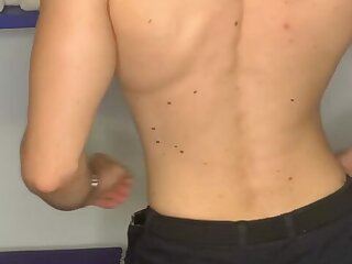 433 Italian muscle hunk Federico fede_21 onlyfans wank off porn