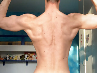 335 Italian muscle hunk Federico fede_21 onlyfans wank off porn