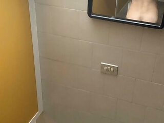 322 Italian muscle hunk Federico fede_21 onlyfans wank off porn