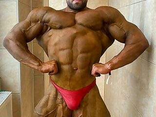 222 Massive bodybuilder Pavel Červinka zeecko onlyfans porn