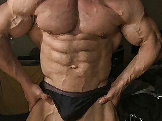 153 Massive bodybuilder Pavel Červinka zeecko onlyfans porn