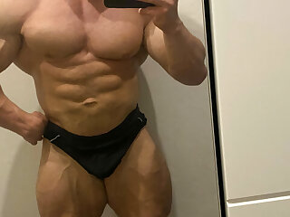 133 Massive bodybuilder Pavel Červinka zeecko onlyfans porn