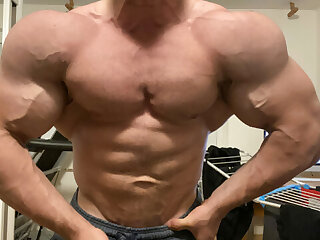 115 Massive bodybuilder Pavel Červinka zeecko onlyfans porn