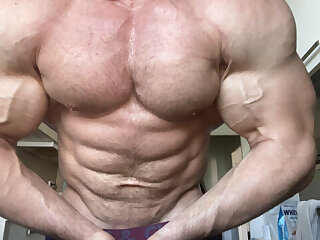 108 Massive bodybuilder Pavel Červinka zeecko onlyfans porn