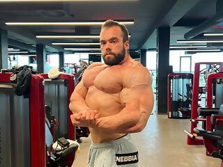 97 Massive bodybuilder Pavel Červinka zeecko onlyfans porn