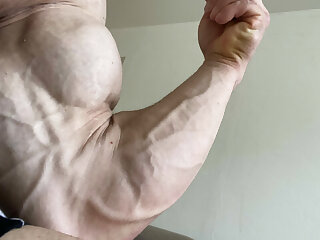 87 Massive bodybuilder Pavel Červinka zeecko onlyfans porn