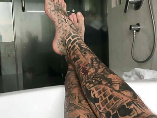 18 X Factor contestant tattooed hunk Ellis Lacy elecy123 onlyfans porn