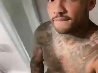 20 MTVChallenge & Ex on the beach UK reality star Callumalexandre  Callum Izzard OF leaks