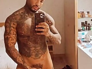 4 MTVChallenge & Ex on the beach UK reality star Callumalexandre  Callum Izzard OF leaks