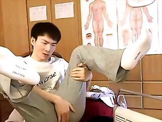 Asian masturbates and plays with her ass twink porn