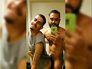 comendo o novinho magrelo