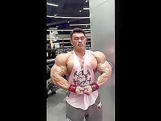 NAME THIS BODYBUILDER