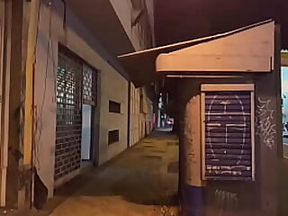 Mamei o p&eacute; e o pau do novinho