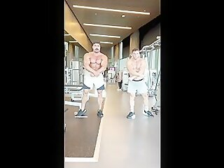 Muscle Bro Pose Down