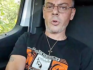 A guy pulls up roadside in the company van for a quick cam to cam wank, and almost gets caught