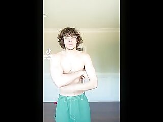 Hottie flexing sexy abs and pits